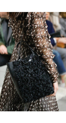 Details Giambattista Valli Fall 2018 Ready-to-Wear , Джамбаттиста Валли осень зима 2018 , Fashion show , неделя моды в Париже , FW , PFW , Mainstyles